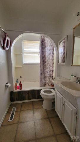 2640 Forsythia St, Pueblo, CO 81005