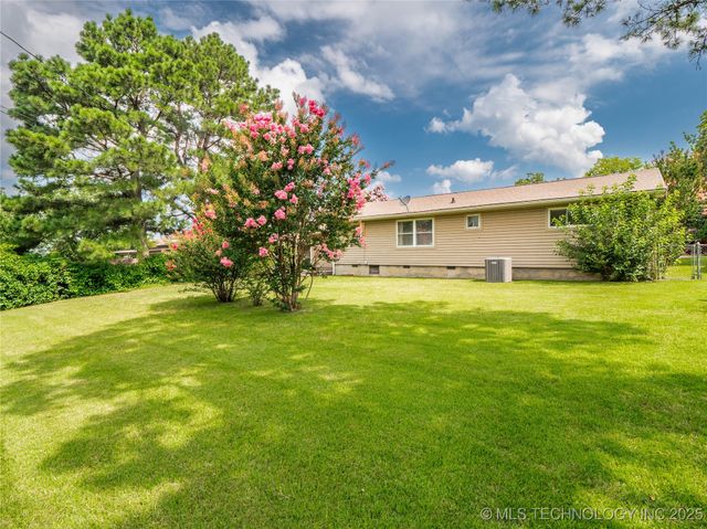 1508 E Seminole Avenue, Mcalester, OK 74501