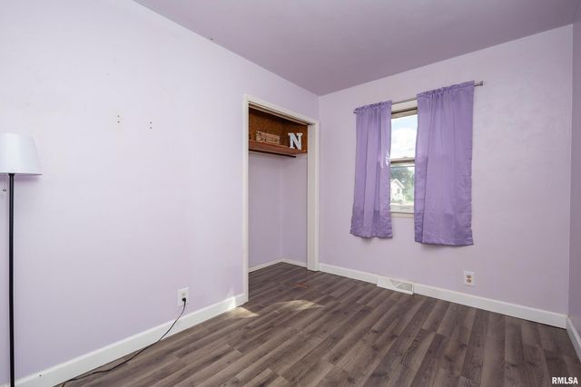 3823 15th Street, Moline, IL 61265