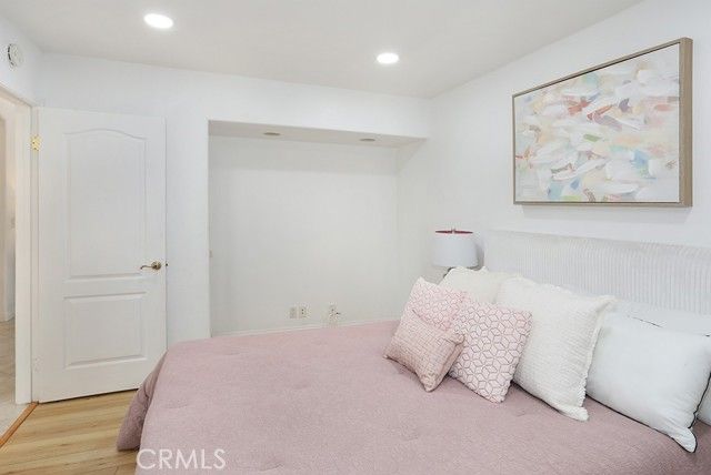 21142 Cupar, Huntington Beach, CA 92646