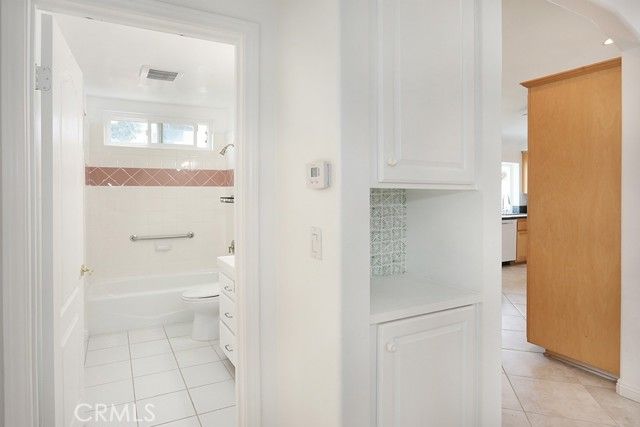 21142 Cupar, Huntington Beach, CA 92646