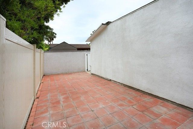 21142 Cupar, Huntington Beach, CA 92646