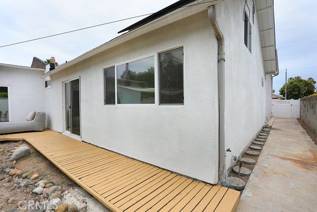 21142 Cupar, Huntington Beach, CA 92646