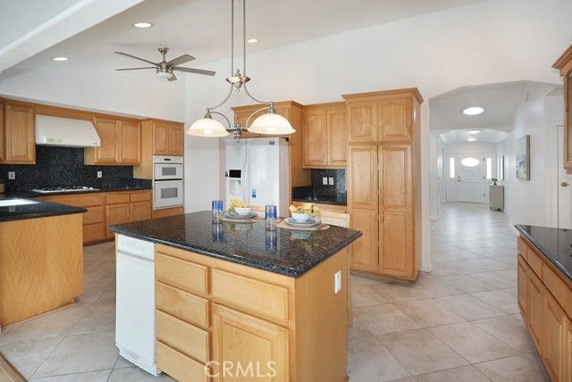 21142 Cupar, Huntington Beach, CA 92646