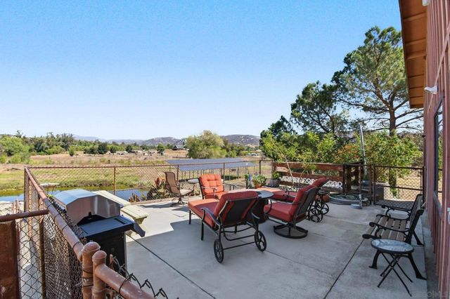 333 Thomsen Way, Ramona, CA 92065