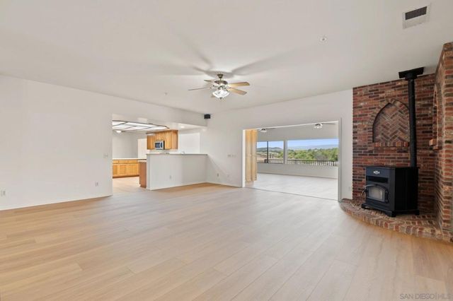 333 Thomsen Way, Ramona, CA 92065