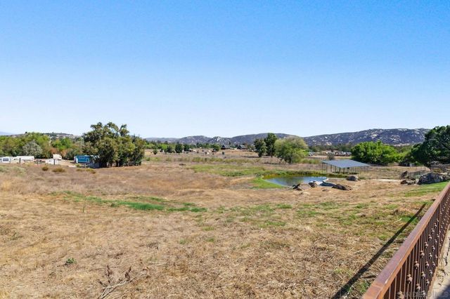333 Thomsen Way, Ramona, CA 92065