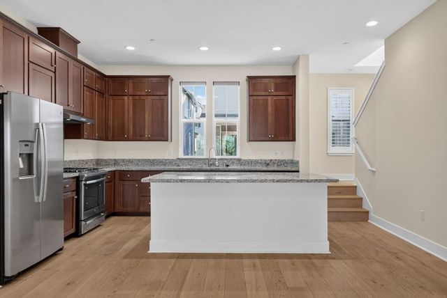37385 Bay Crest Road, Newark, CA 94560