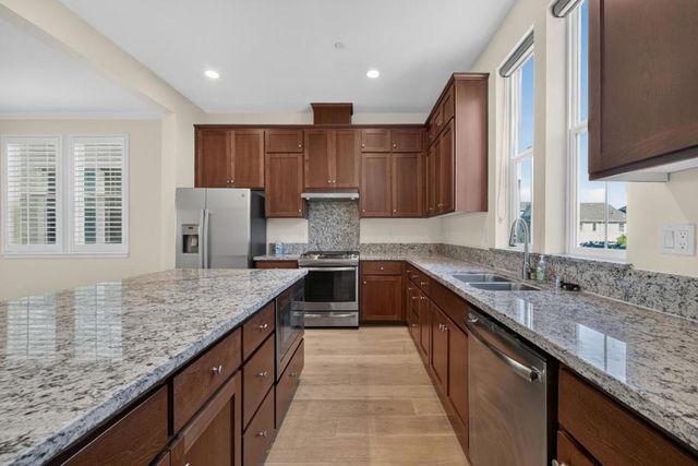 37385 Bay Crest Road, Newark, CA 94560