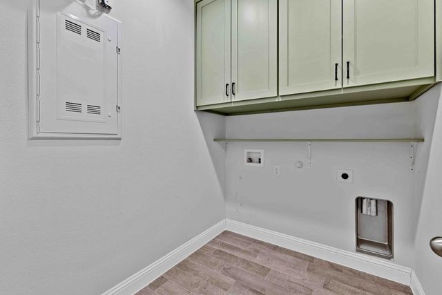 11853 Carlin Drive, Fort Worth, TX 76108