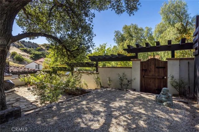 23725 La Salle Canyon Road, Newhall, CA 91321