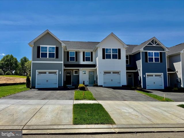 65 BRECKENRIDGE DR, Hagerstown, MD 21740
