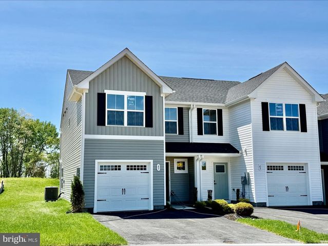 65 BRECKENRIDGE DR, Hagerstown, MD 21740