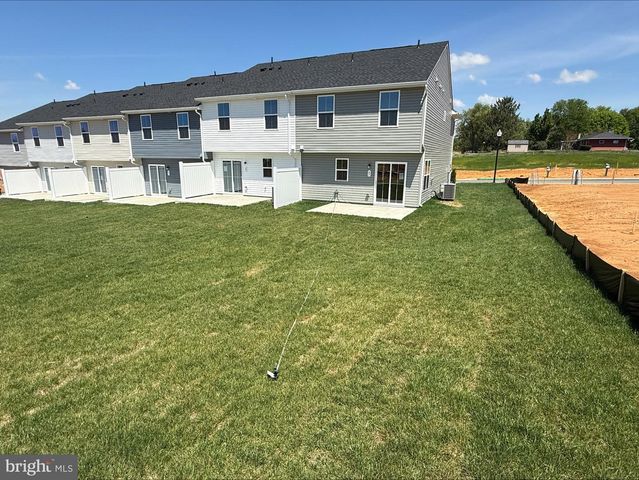 65 BRECKENRIDGE DR, Hagerstown, MD 21740