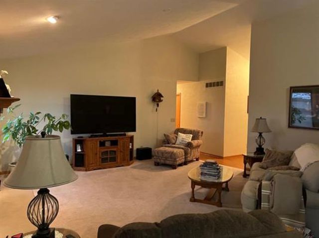 5756 Dusty Lane, South Beloit, IL 61080