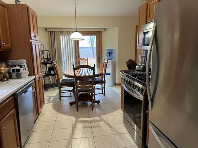 5756 Dusty Lane, South Beloit, IL 61080