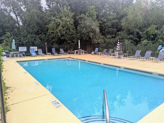 510 Fairwood Lakes Dr Unit 16H, Myrtle Beach, SC 29588