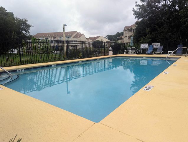510 Fairwood Lakes Dr Unit 16H, Myrtle Beach, SC 29588