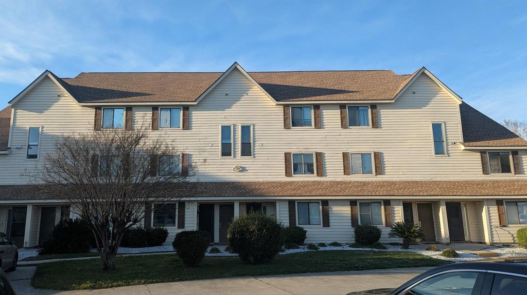 510 Fairwood Lakes Dr Unit 16H, Myrtle Beach, SC 29588