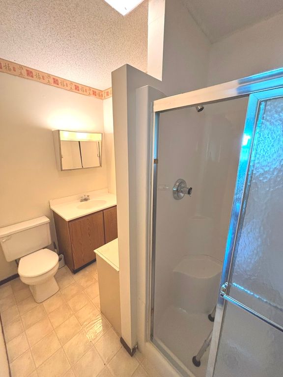 Image 15 of property listing at 217 Woodland Drive, Salem, IL 62881