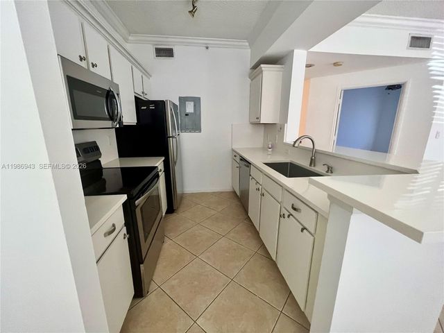 1000 Scotia Dr 101, Hypoluxo, FL 33462