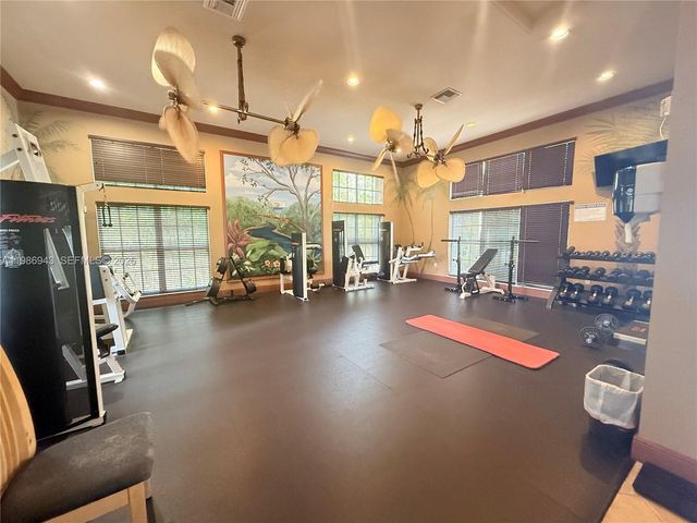 1000 Scotia Dr 101, Hypoluxo, FL 33462