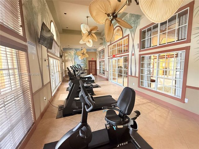 1000 Scotia Dr 101, Hypoluxo, FL 33462