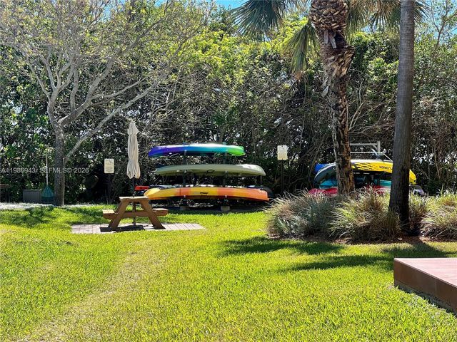 1000 Scotia Dr 101, Hypoluxo, FL 33462