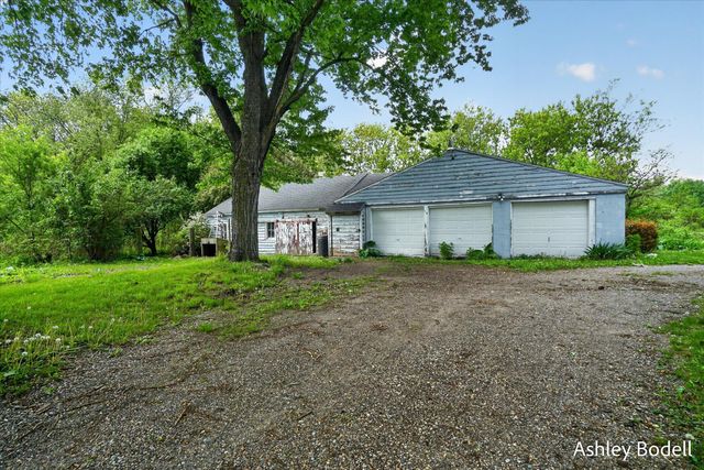 9615 10 Mile Road NE, Rockford, MI 49341
