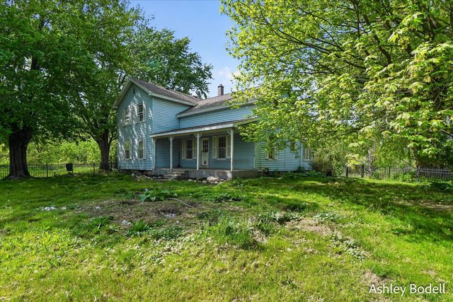 9615 10 Mile Road NE, Rockford, MI 49341