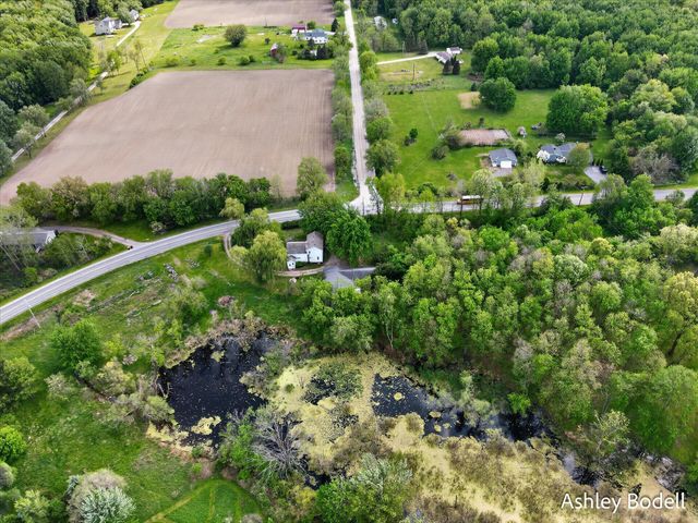 9615 10 Mile Road NE, Rockford, MI 49341