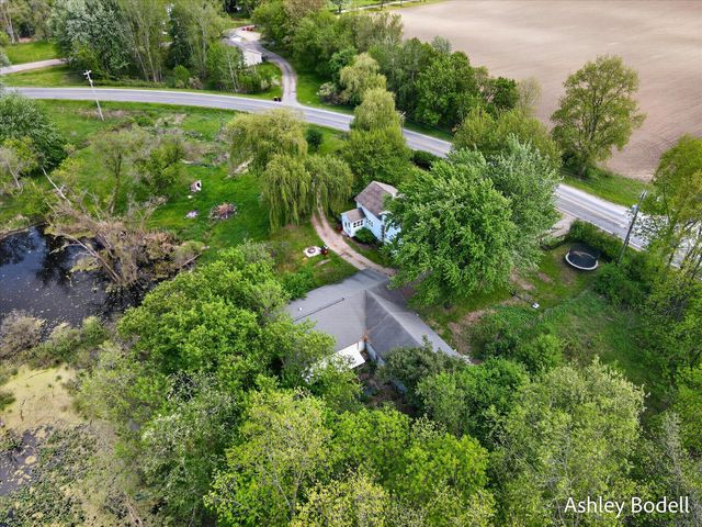 9615 10 Mile Road NE, Rockford, MI 49341