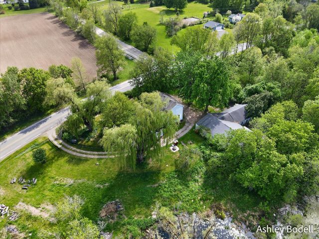 9615 10 Mile Road NE, Rockford, MI 49341