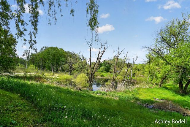 9615 10 Mile Road NE, Rockford, MI 49341