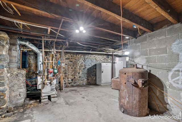 9615 10 Mile Road NE, Rockford, MI 49341