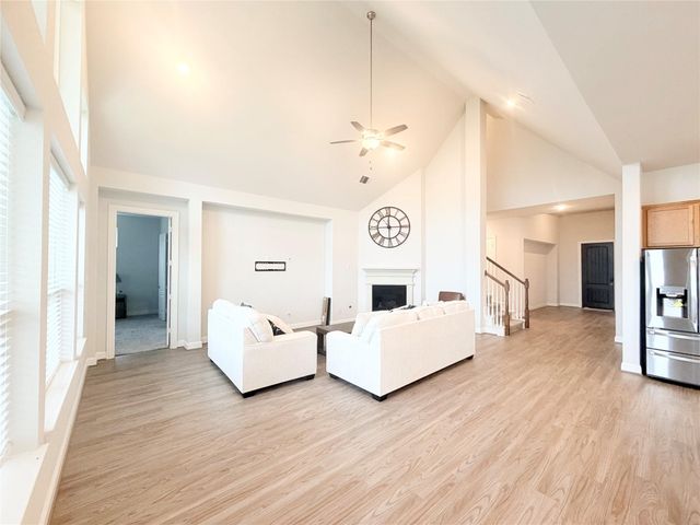 6610 Lake Oasis Drive, Katy, TX 77493