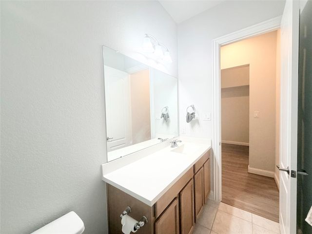 6610 Lake Oasis Drive, Katy, TX 77493