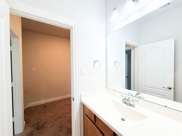 6610 Lake Oasis Drive, Katy, TX 77493