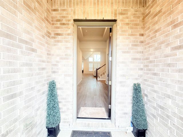 6610 Lake Oasis Drive, Katy, TX 77493