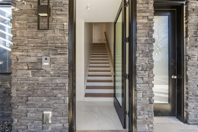 80 Memorial Park 201, Spring Valley, NY 10977