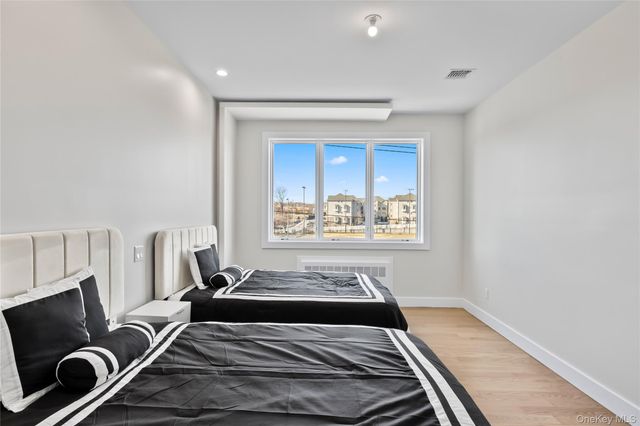 80 Memorial Park 201, Spring Valley, NY 10977