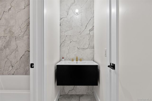 80 Memorial Park 201, Spring Valley, NY 10977