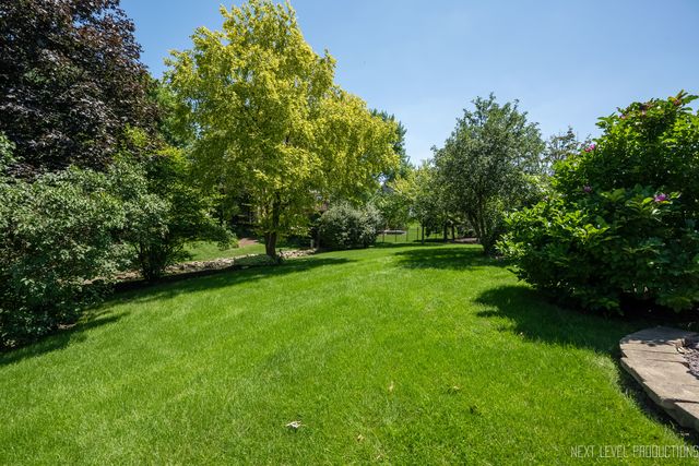 940 HODGE Lane, Batavia, IL 60510