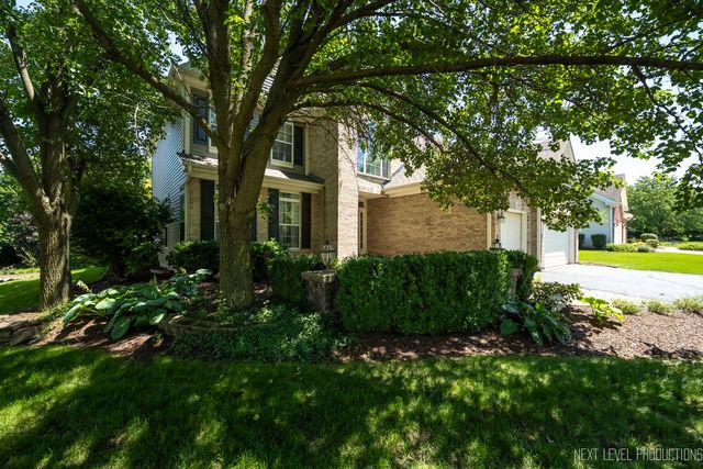 940 HODGE Lane, Batavia, IL 60510