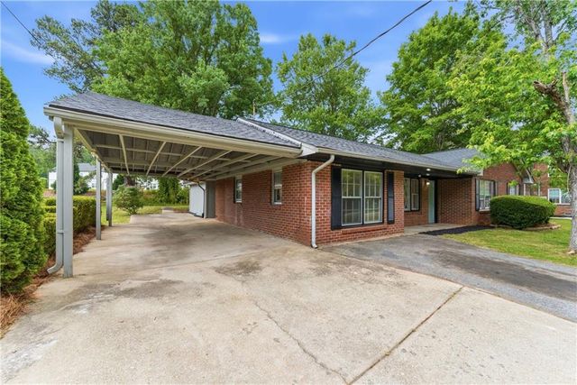 393 Old Acworth Road, Dallas, GA 30132