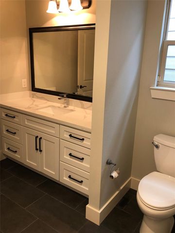 5514 Larkin Street, Houston, TX 77007