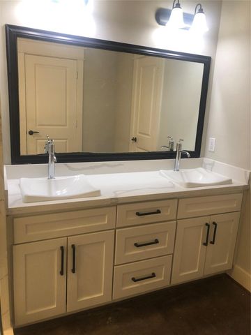 5514 Larkin Street, Houston, TX 77007