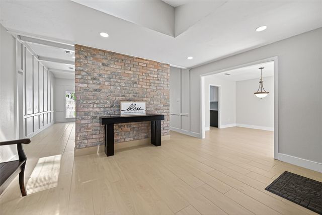 25510 Old Carriage Lane, Spring, TX 77373