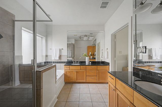 2702 Floyd Street, Dallas, TX 75204
