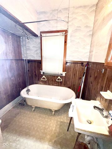 2940 Highland Place, Indianapolis, IN 46208